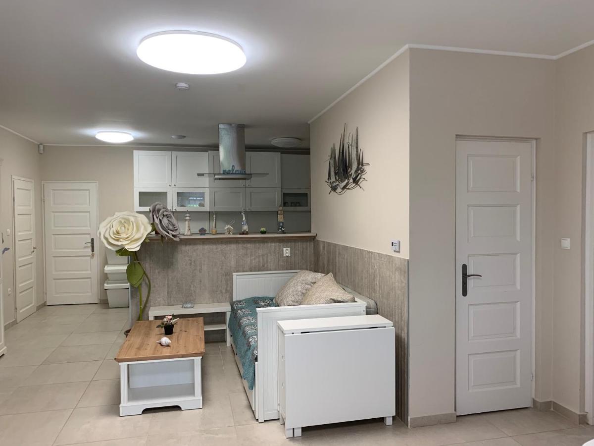 Topart Apartman I Balatonfenyves Zewnętrze zdjęcie