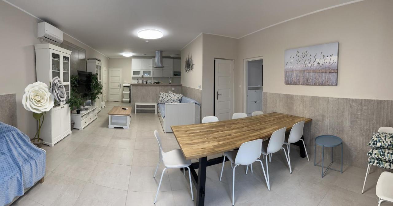 Topart Apartman I Balatonfenyves Zewnętrze zdjęcie